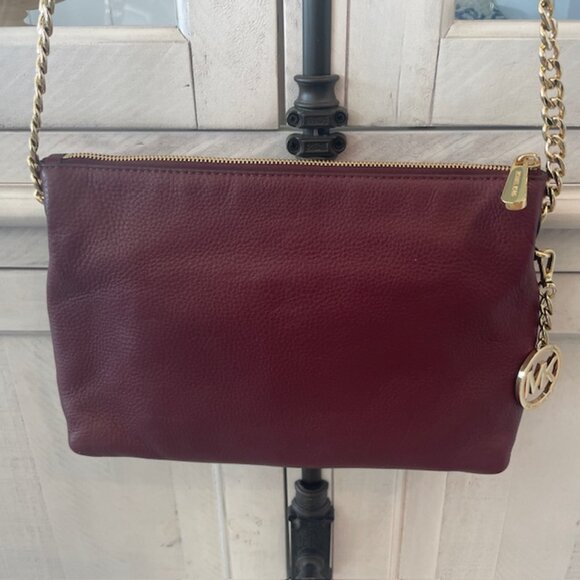 MICHAEL KORS JET SET CHAIN MESSENGER CROSSBODY LEATHER MERLOT/GOLD NWOT